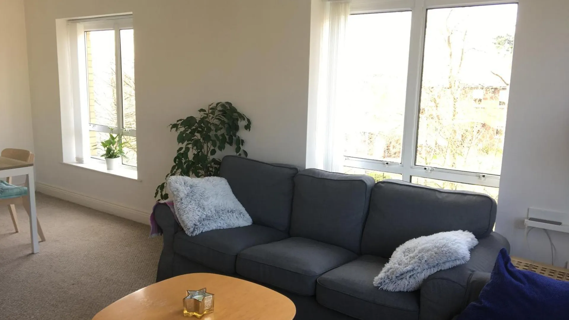 Central Spacious 3 Bedroom Apartment With Parking 都柏林 0*,  爱尔兰