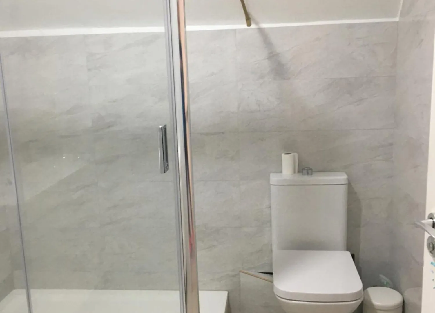 Central Spacious 3 Bedroom Apartment With Parking 都柏林