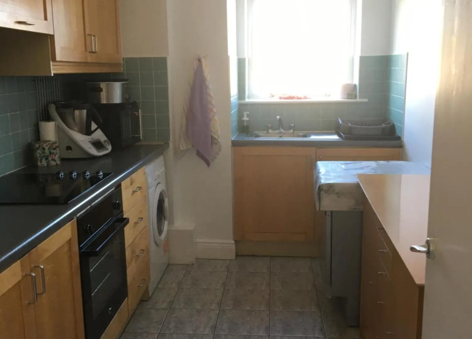 Central Spacious 3 Bedroom Apartment With Parking 都柏林