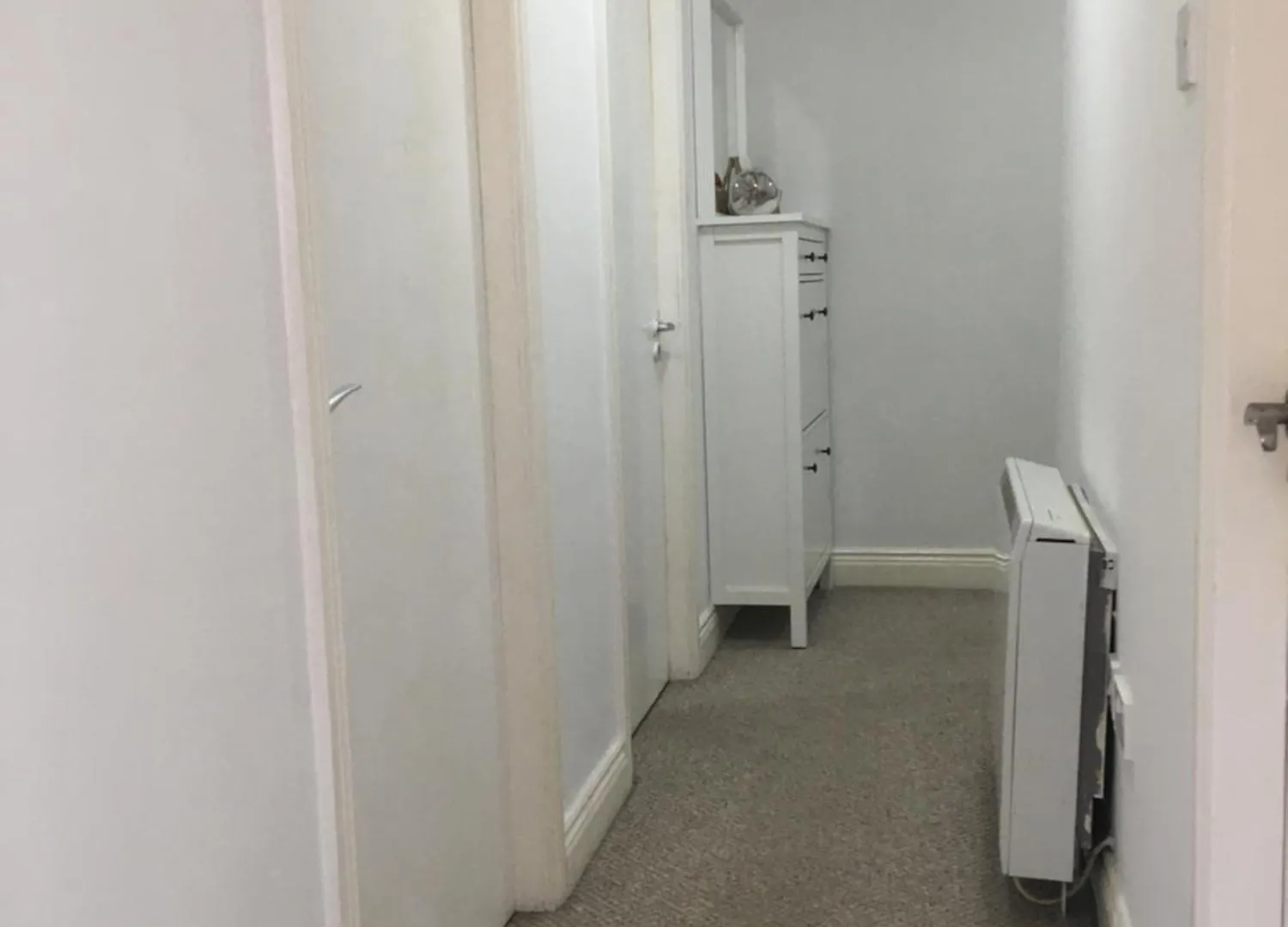 Central Spacious 3 Bedroom Apartment With Parking 더블린