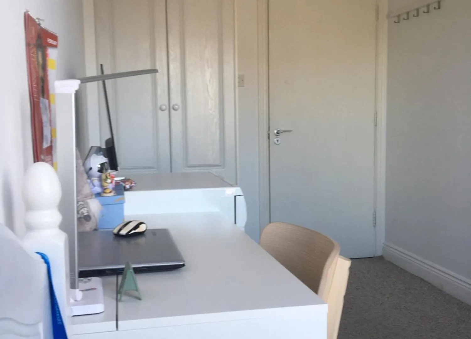 Central Spacious 3 Bedroom Apartment With Parking 더블린 0*,