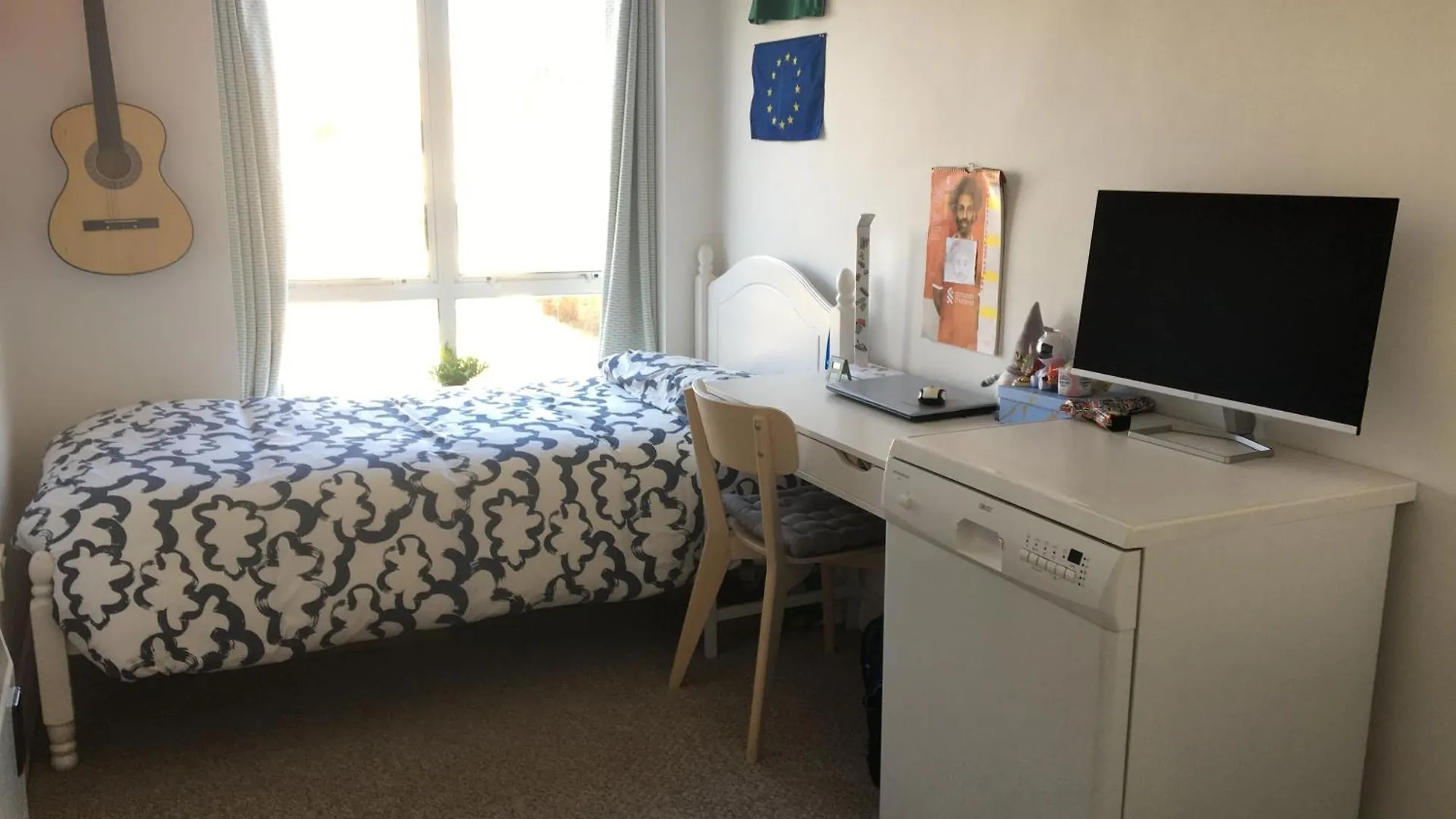 Central Spacious 3 Bedroom Apartment With Parking 더블린 0*,  아일랜드